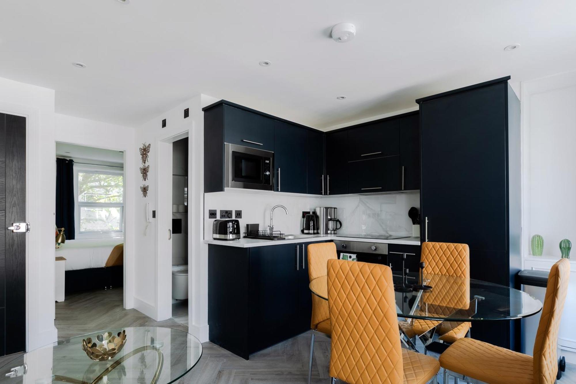 Comfortable Apartments Near Harrods Londyn Zewnętrze zdjęcie