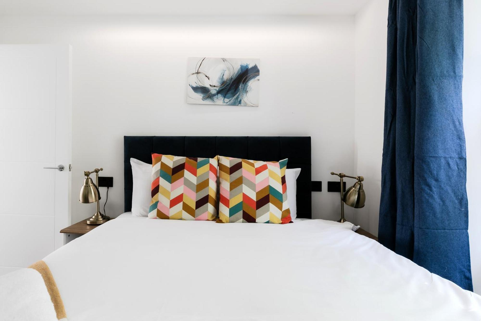 Comfortable Apartments Near Harrods Londyn Zewnętrze zdjęcie